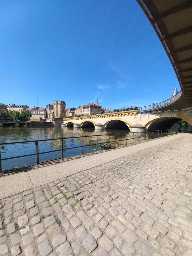Studio Albert Avec Terrasse A Proximite De Мец Екстериор снимка